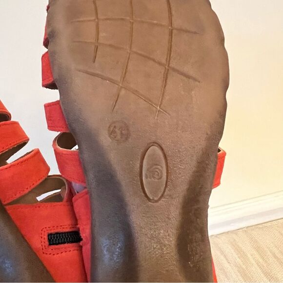 Eric Michael Red/Orange Suede Lara Strappy Sandal Made in Portugal Sz 41EU 9.5US - Picture 16 of 16